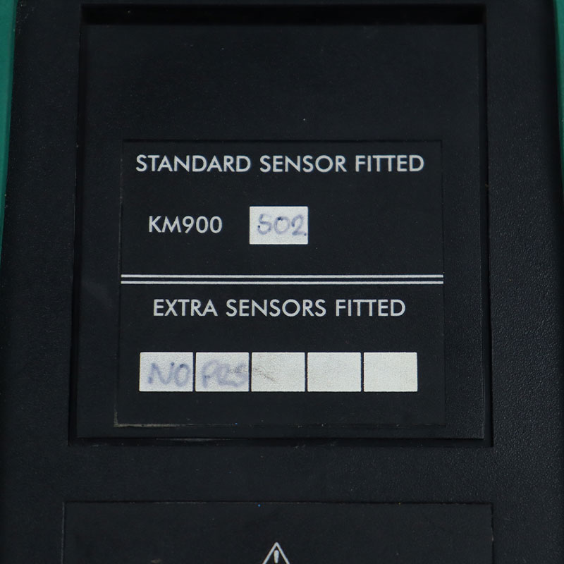  KM900